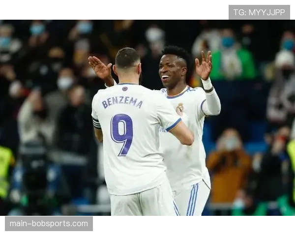 皇马四三三控球压迫体系分析 维尼修斯内切兜射成制胜法宝